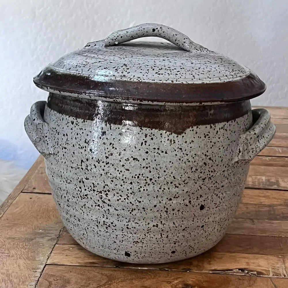 Stoneware Pottery Funnel Steamer Bundt Cake Bakeware Lidded & Handles